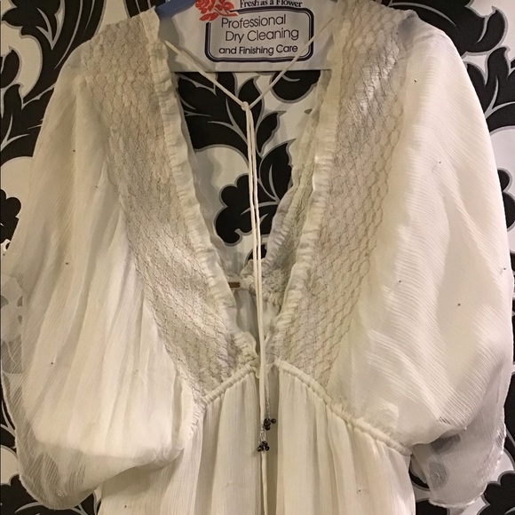 Free People embellished top-butterfly sleeves L - Picture 1 of 8